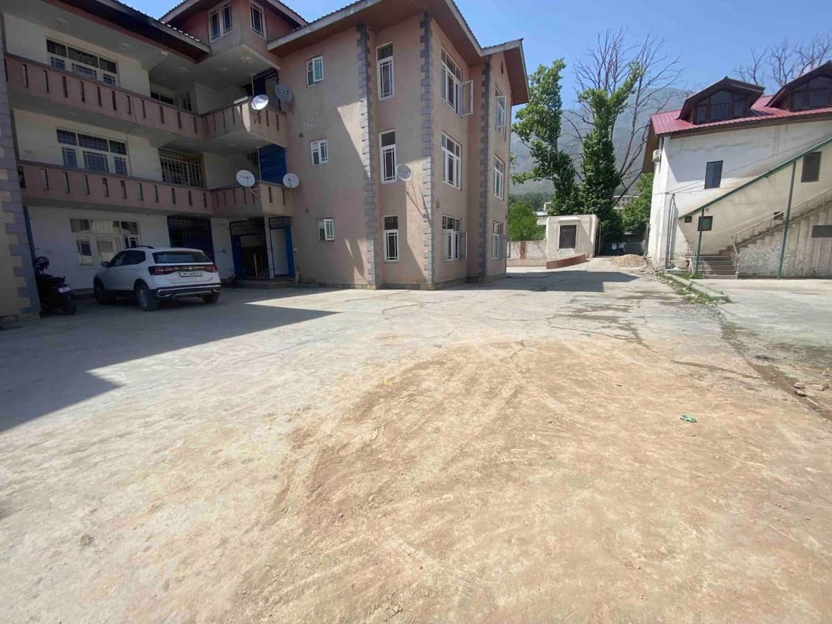 Penthouse Villa Srinagar  Exterior photo