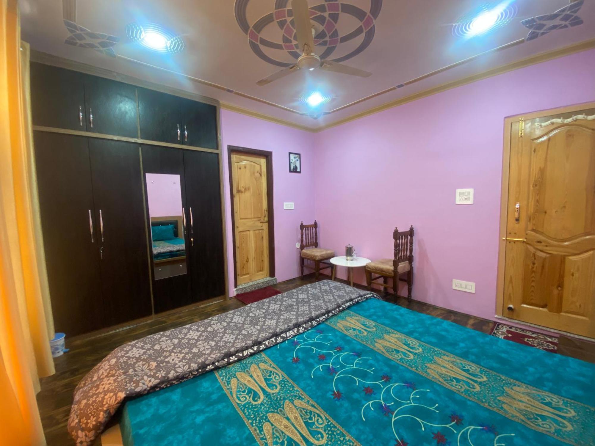 Penthouse Villa Srinagar  Exterior photo
