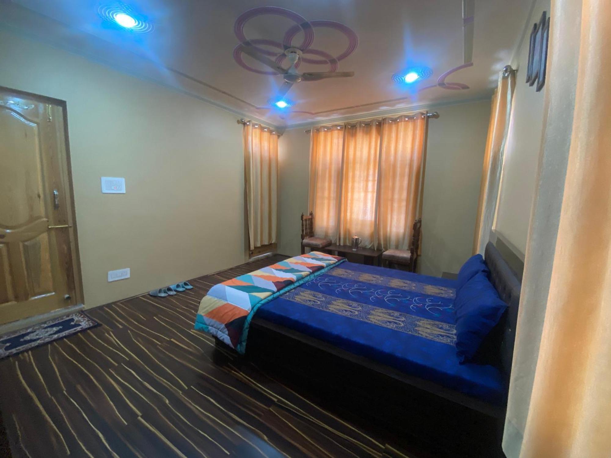 Penthouse Villa Srinagar  Exterior photo